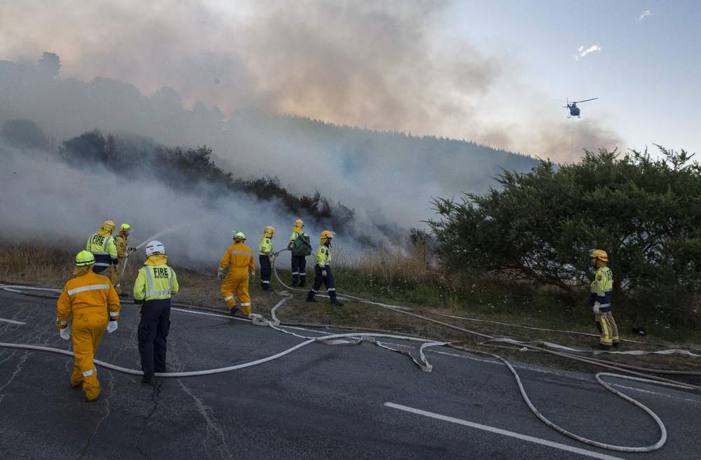 The fire was already big, and dangerous.
PHOTO: SCOTT FULLERS The fire was already big, and dangerous.
PHOTO: SCOTT FULLERS