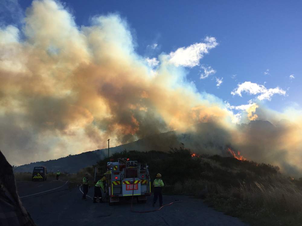 Crews needed tankers quickly.
PHOTO: SCOTT FULLERS Crews needed tankers quickly.
PHOTO: SCOTT FULLERS